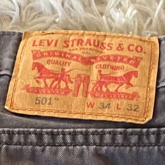 34 32 Levi Jeans - Picture 7 of 7